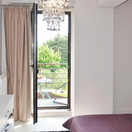 Antos Deluxe Apartment