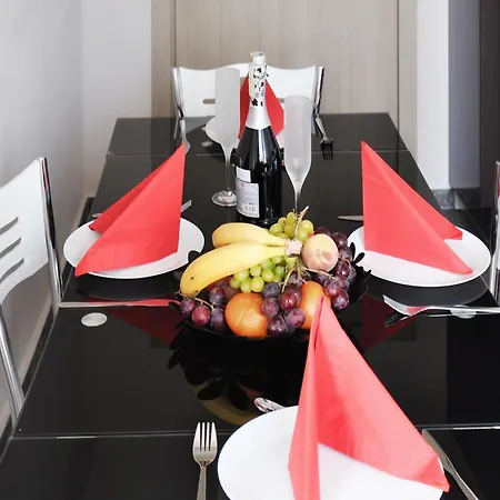 Antos Deluxe * Konstanca